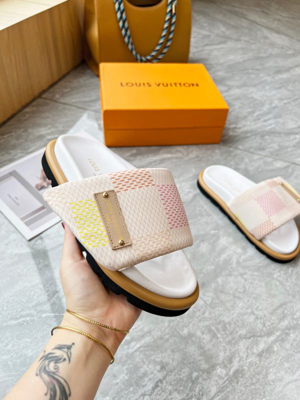 2024 Hit Embossed Logo Embossed Sandals This Pool Pillow Comfort Flat Slipper pink - Image 7