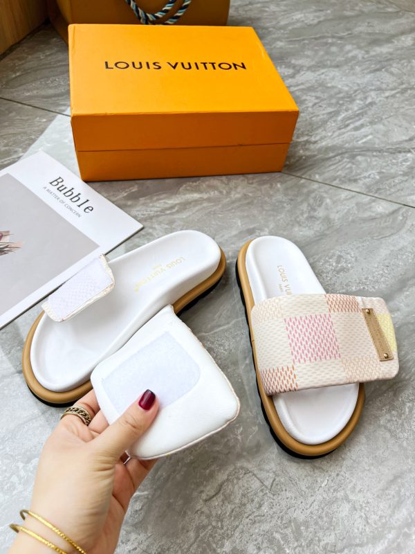2024 Hit Embossed Logo Embossed Sandals This Pool Pillow Comfort Flat Slipper pink - Image 10