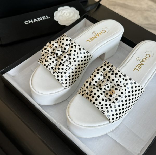 Chanel small fragrance in the ancient text tag double gram flower platform heeled slippers B - Image 3