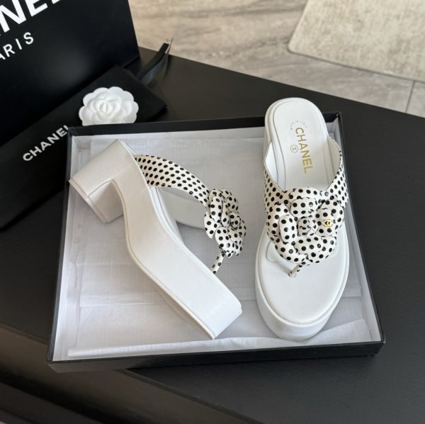 Chanel small fragrance in the ancient text tag double gram flower platform heeled slippers D - Image 3
