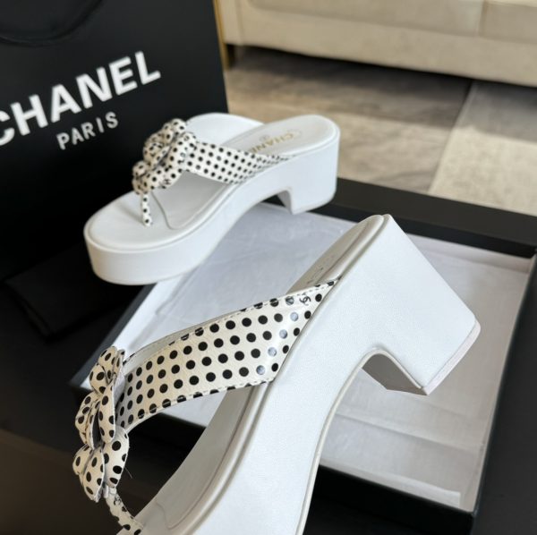 Chanel small fragrance in the ancient text tag double gram flower platform heeled slippers D - Image 9