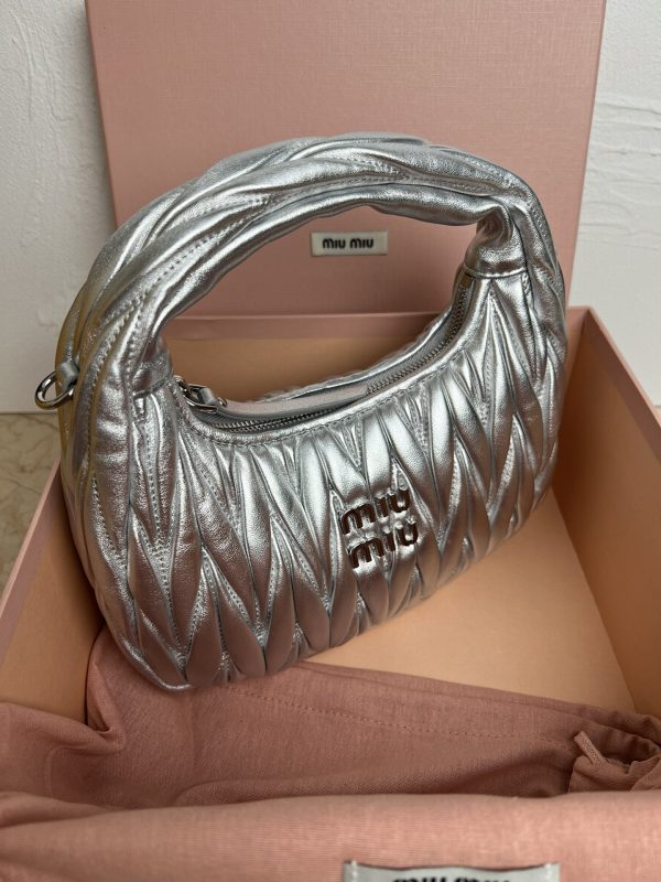 MiuMiu classic handbag lambskin 5BC125 - Image 5