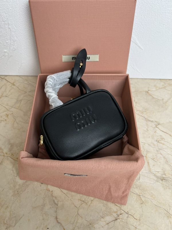MiuMiu Mini Briefcase stylish and fashionable Aventure briefcase black 5NR020 - Image 5
