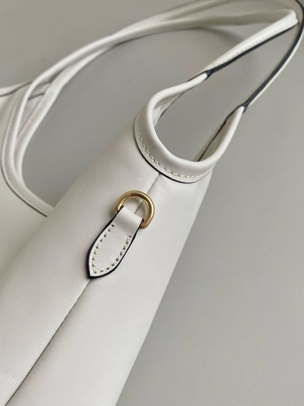 MiuMiu new hobo tote underarm bag autumn and winter series white B 5BG231 - Image 5