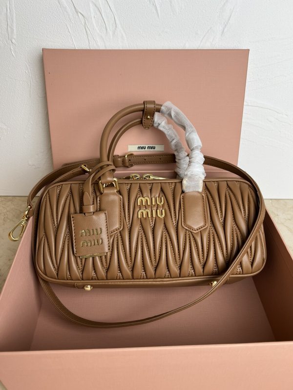 Miumiu new bowling bag C 5BB148