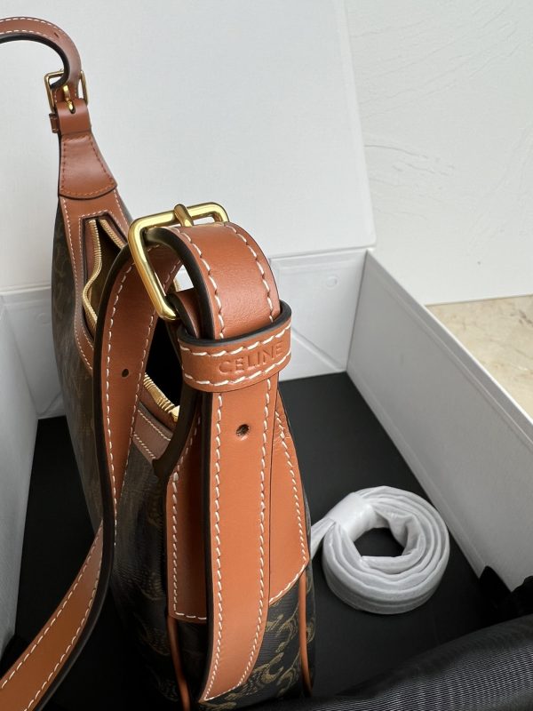 Celine New Small HELOISE HOBO Underarm Bag - Image 5
