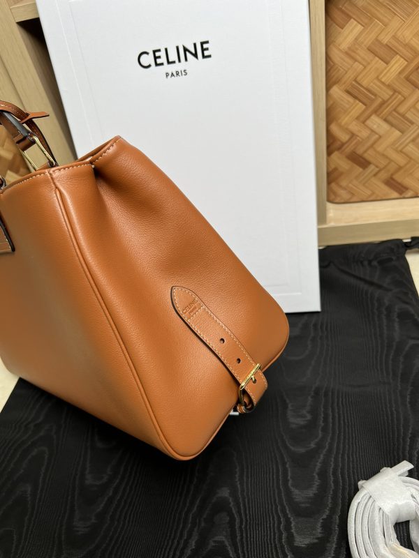 Celine cowhide suede lining gold finish handbag shoulder and crossbody - Image 3
