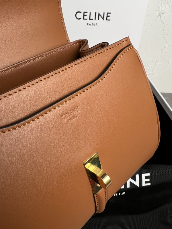 Celine PLUS sheepskin bag - Image 7