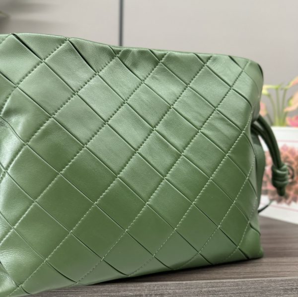 Loewe new medium pleated nappa lambskin Flamenco lucky bag clutch A - Image 3