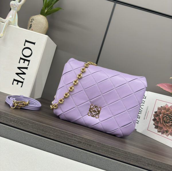 Loewe pleated shiny nappa leather Puffer Goya handbag A