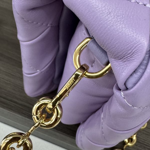 Loewe pleated shiny nappa leather Puffer Goya handbag A - Image 6