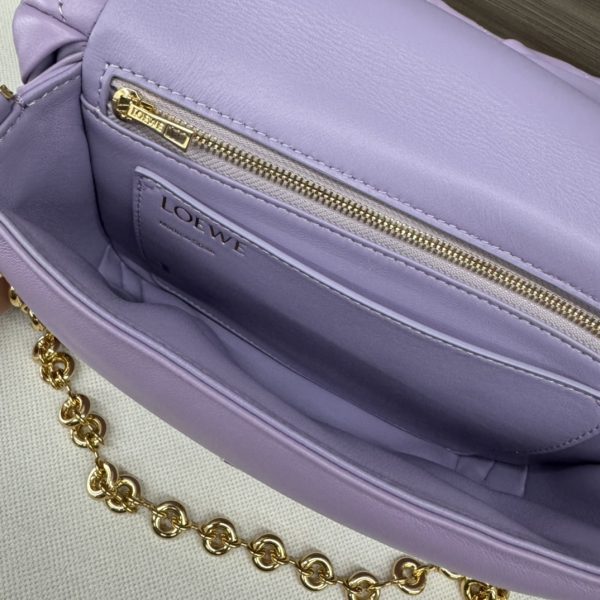 Loewe pleated shiny nappa leather Puffer Goya handbag A - Image 8