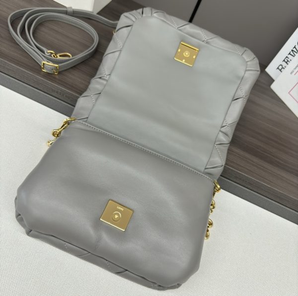 Loewe pleated shiny nappa leather Puffer Goya handbag B - Image 7