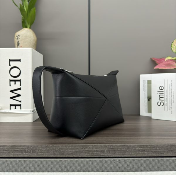 Loewe new shiny cowhide leather toiletry bag D - Image 6