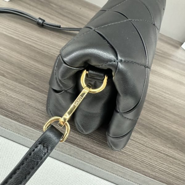 Loewe Puffer Goya Bag in Pleated Shiny Nappa A - Image 6