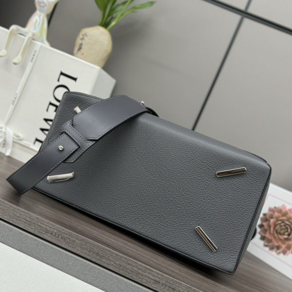 Loewe Large Puzzle Edge Bag in Grained Calfskin B - Image 4