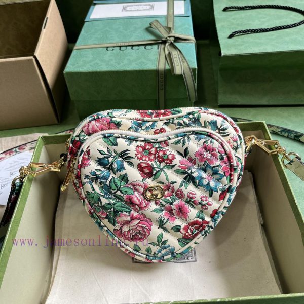 Gucci "" Qixi Valentine's Day series interlocking double G mini heart shaped shoulder backpa 4yzzd9k9