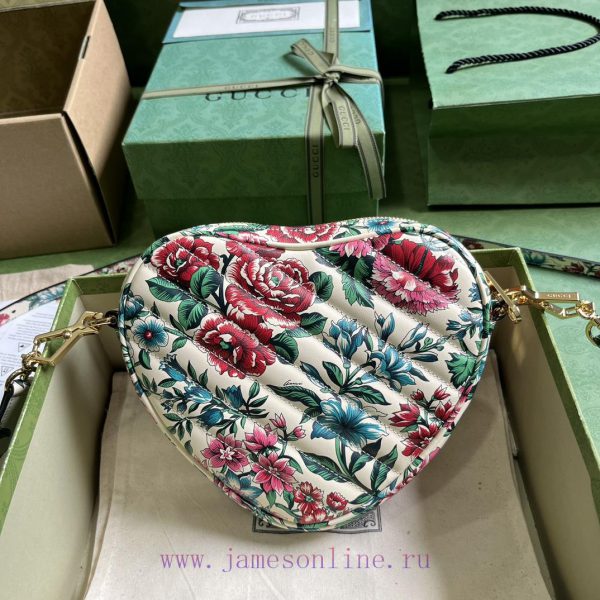 Gucci "" Qixi Valentine's Day series interlocking double G mini heart shaped shoulder backpa ul1fdpli - Image 3