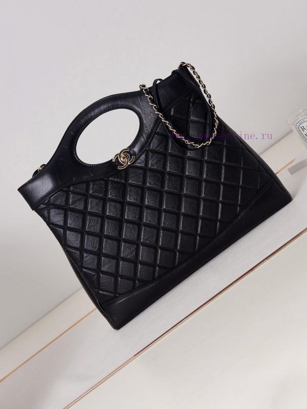 Chanel Bag The 23A31bag tote bag is back, fashionable and versatile, not to mention practica wbtk5mcc