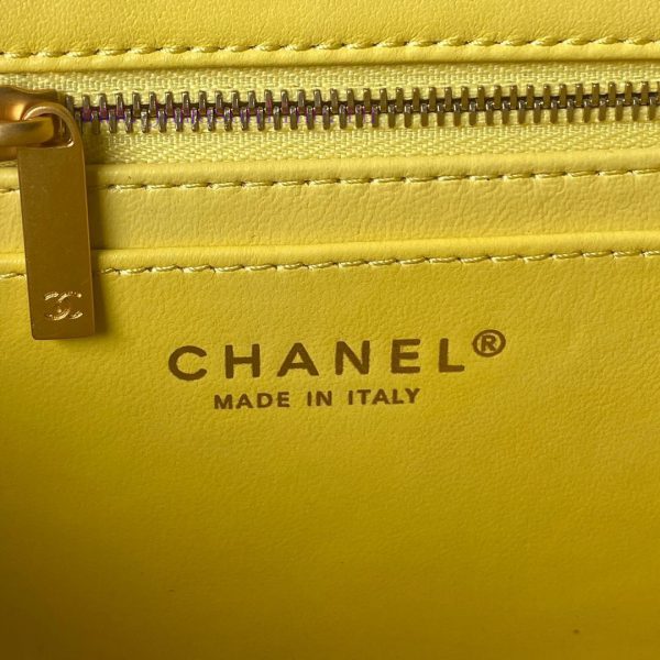 Chanel Bag Chanel's Camellia Adjustment Buckle Series for Chanel 23s ? Large AS4064The main p8swezmf - Image 9
