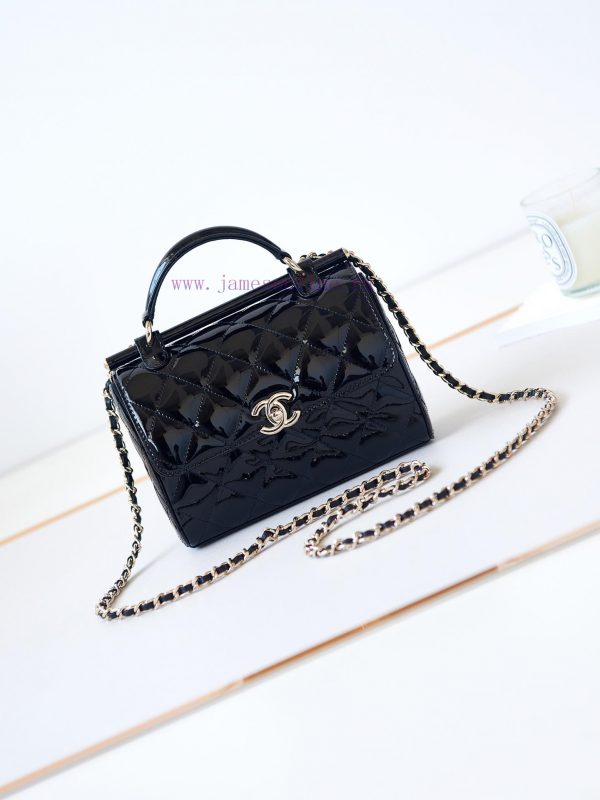Chanel Bag The new 23K box bag needs to be included sooner or laterUnable to carry it, I sti hd0xhx74