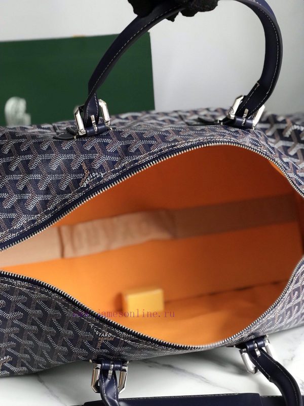 ? The Boston45 travel bag is made of Goyardine cotton linen canvas and Servon calf leather vru7gvxo - Image 10
