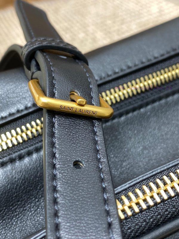 YSL's winter new product has to say that this LIYA stitched sheepskin leather small travel b mati9xfc - Image 8