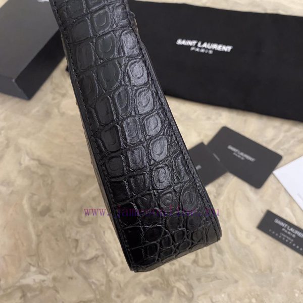 Crocodile pattern2021 Spring/Summer YSL New Underarm Bag with Minimalist Appearance and Logo a6h2y0qy - Image 5