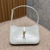 YSL's new underarm bag for spring and summer fashion shows features a minimalist appearance xo5p8obr