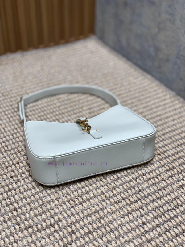 YSL's new underarm bag for spring and summer fashion shows features a minimalist appearance xo5p8obr - Image 4