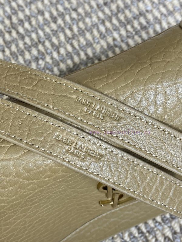 YSL's new Nikki is a bit stylish, classic, and versatile. The brand new retro silver chain l t7glw0cy - Image 8