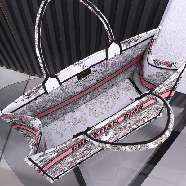 Large size spot goodsTote's latest butterfly series ?, The Dior shopping bag is elegant and 8165mhaq - Image 6