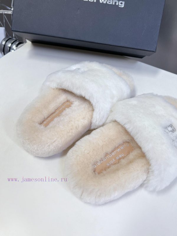 Alexander Wang's wool slippers are so beautiful~It's hard not to love themBLING BLING autumnl4m2yzti - Image 9