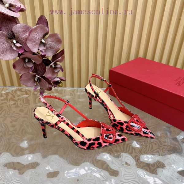 Valentino's newly developed diamond buckle patent leather high-heeled sandals series————————6uihznwn - Image 10