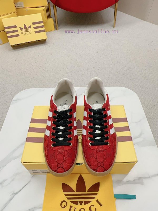 . The Guccix adidas Original cross-border collaboration German training sports shoe features75rgy630