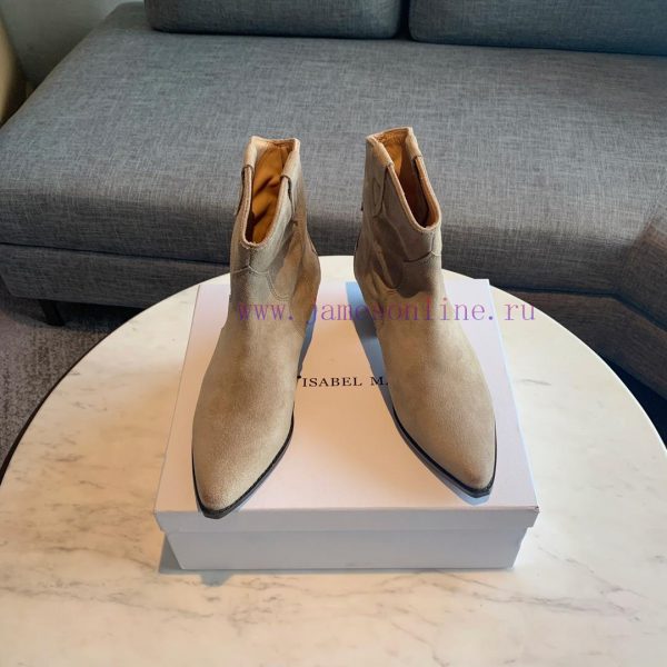ISABEL MARANT Western Cowboy Short Boots are a simple and versatile material with a top laye4obdw3gw - Image 8