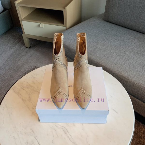 ISABEL MARANT rivet short boots are a simple and versatile material with a top layer of calft271oe54