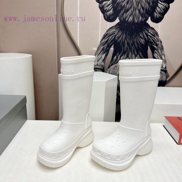 Top tierBALENCIAGA Paris Home 2023 vs Autumn/Winter New Rain Boots CollectionSponge cake thi9xdym7g7 - Image 4