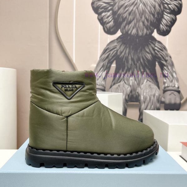Top tierPRADA's latest runway collection for couples in space cotton boots for autumn and wiofjxe8pt - Image 6