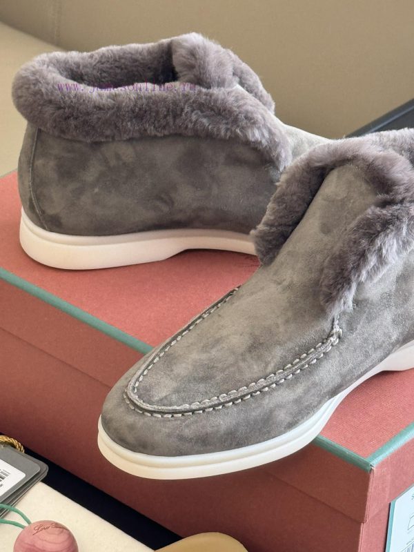 Top version logo pian... a classic fur shoe new color schemeThe price of cabinets has increarqjkprdx - Image 6