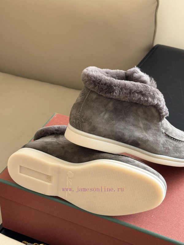 Top version logo pian... a classic fur shoe new color schemeThe price of cabinets has increarqjkprdx - Image 10