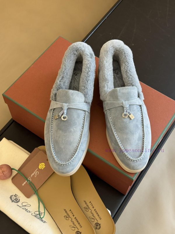 Top version logo pian... a classic fur shoe new color schemeThe price of cabinets has increapq2potxz - Image 4