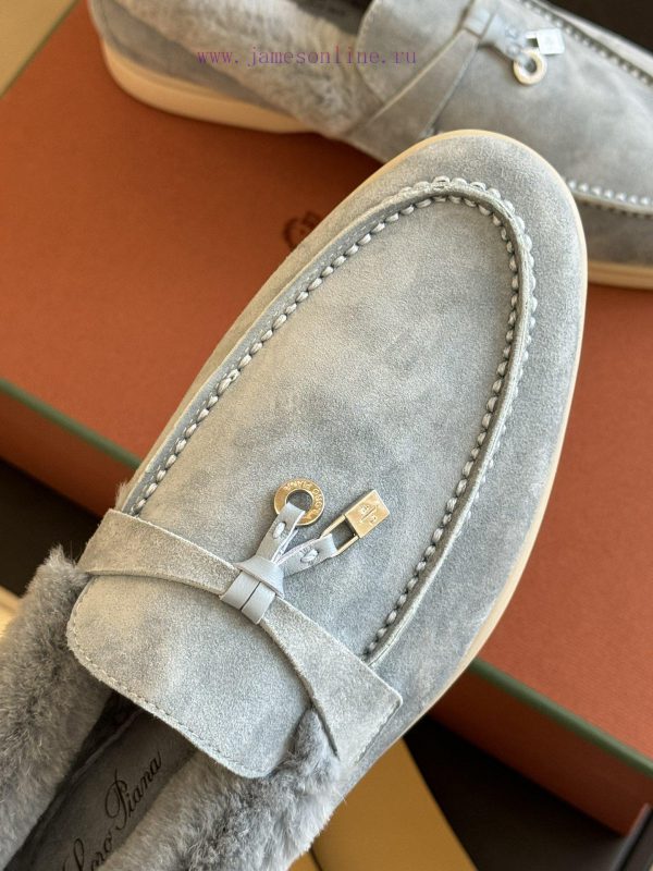 Top version logo pian... a classic fur shoe new color schemeThe price of cabinets has increapq2potxz - Image 5