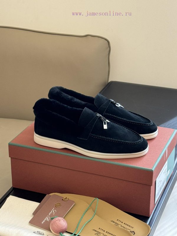 Top version logo pian... a classic fur shoe new color schemeThe price of cabinets has increafcmelqng