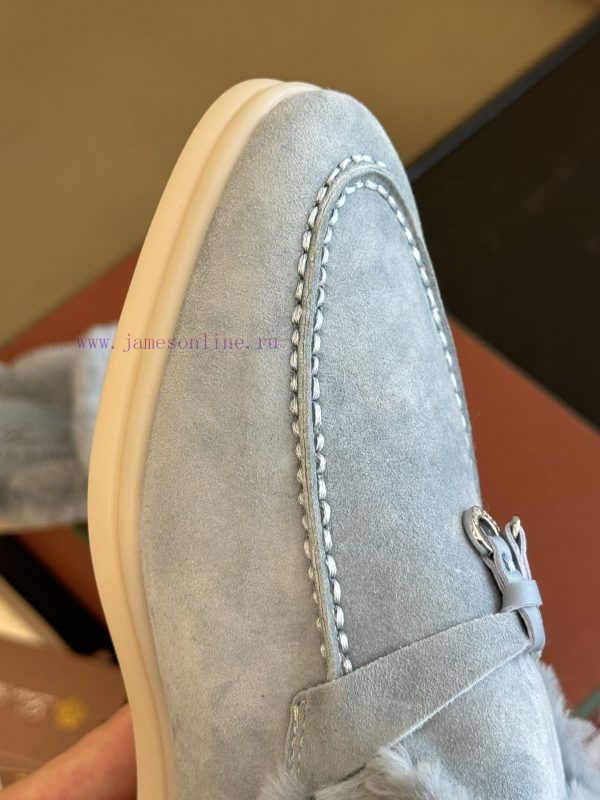 Top version logo pian... a classic fur shoe new color schemeThe price of cabinets has increa5crs00rb - Image 9