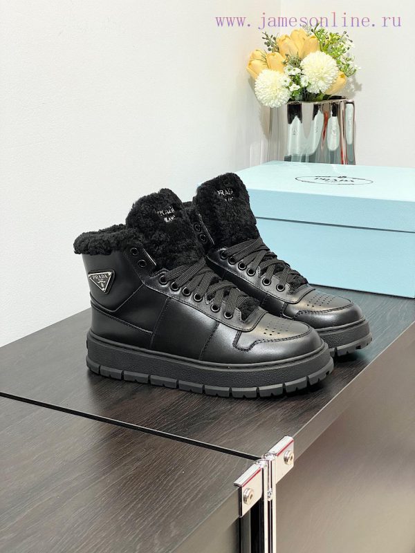 .  Prada new arrival-P Home 2023 Autumn/Winter High Top Wool Height Increasing Sports ShoesSzl9c8gwu