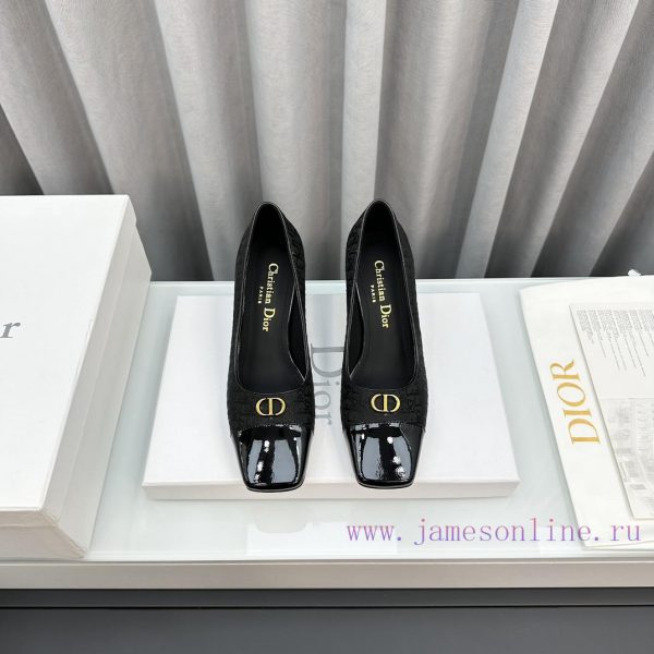 2023 Spring/Summer Latest Fashion Show High End Collection D-Doll Retro Roman Style CD Lette0xiu12wi