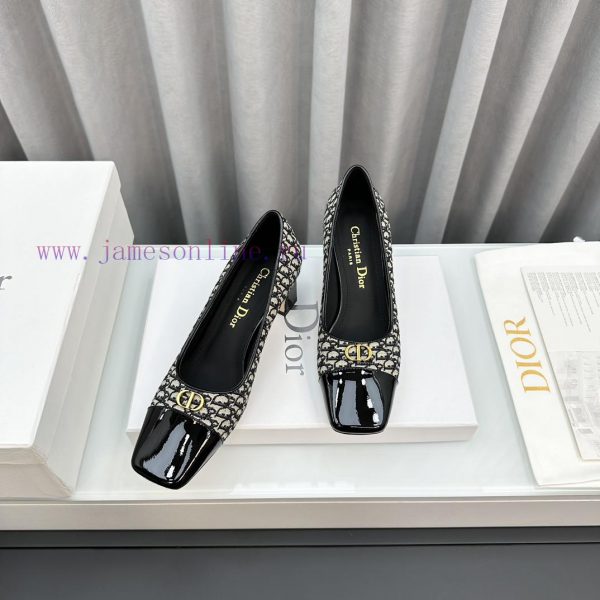 2023 Spring/Summer Latest Fashion Show High End Collection D-Doll Retro Roman Style CD Lette57sd5u2l - Image 5