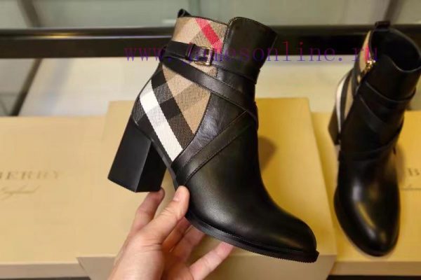 Burberry BURBERRY equestrian inspiration and ankle boots, selected smooth leather material, q879p7dr - Image 10