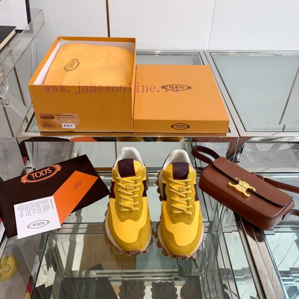 TODS bestseller is here! The most handsome and clean casual shoes that can be worn all year 4n3p80th